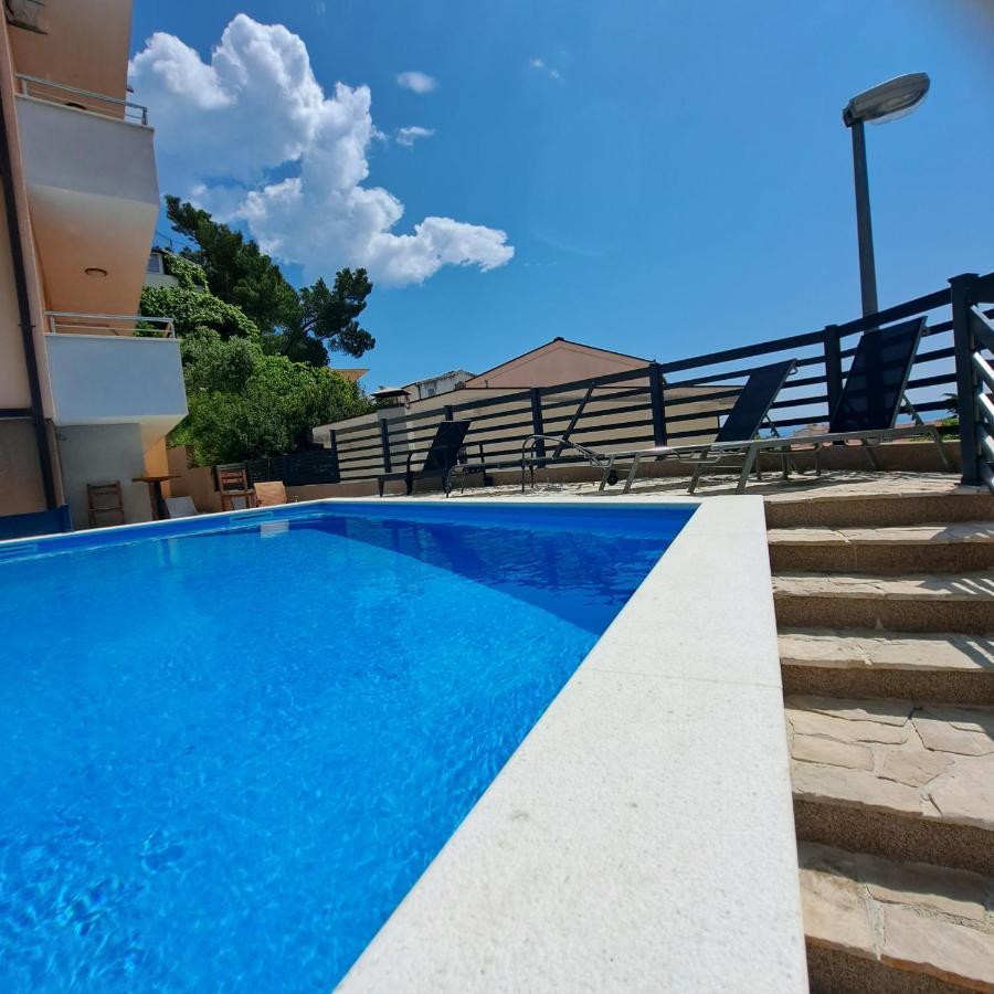 Apartments Vila Adrijana & Fitness Studio Wolf Bv Baška Voda Zewnętrze zdjęcie