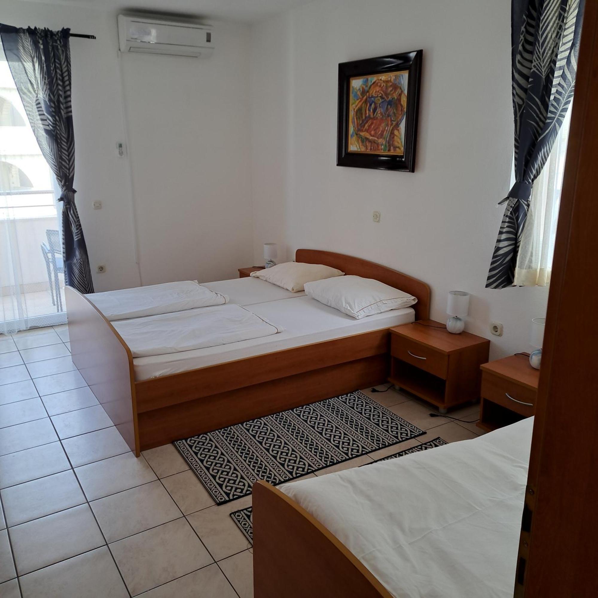 Apartments Vila Adrijana & Fitness Studio Wolf Bv Baška Voda Pokój zdjęcie